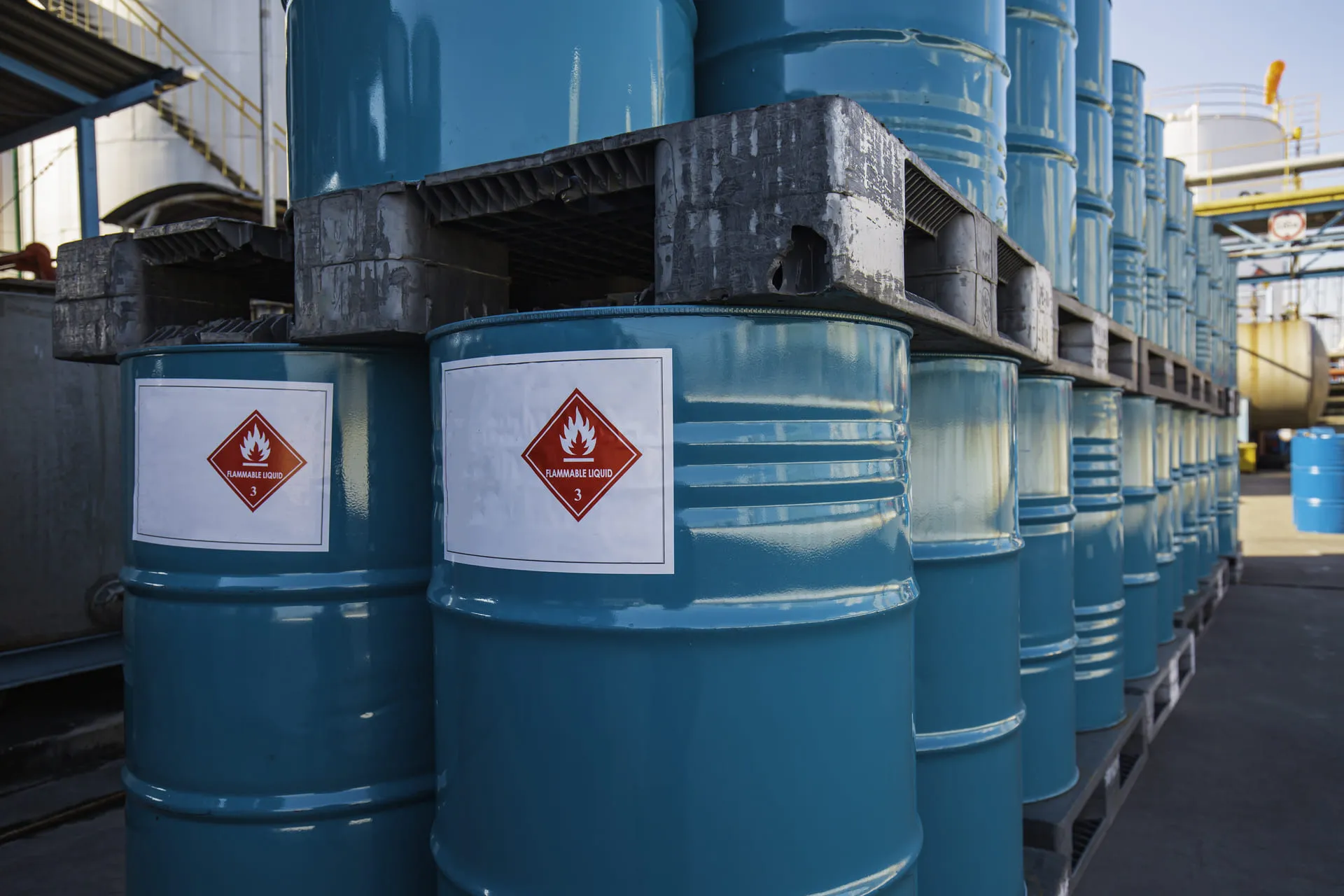 You are currently viewing ADR classe 3 : le guide simple pour vos expéditions